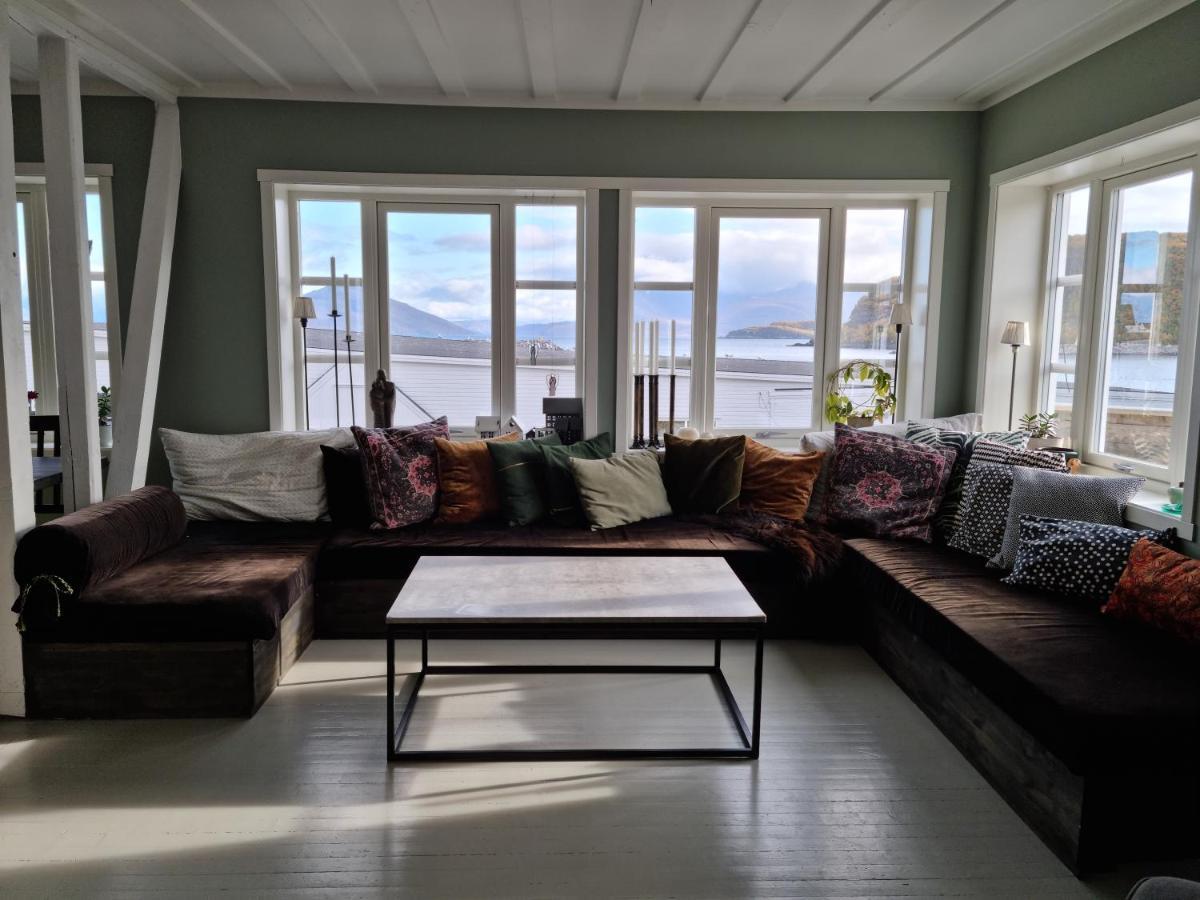 Apartamento Koselig Leilighet Midt I Sentrum Skjervoy Exterior foto